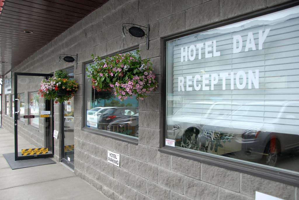 Hotel Deoro Lillooet Exterior photo